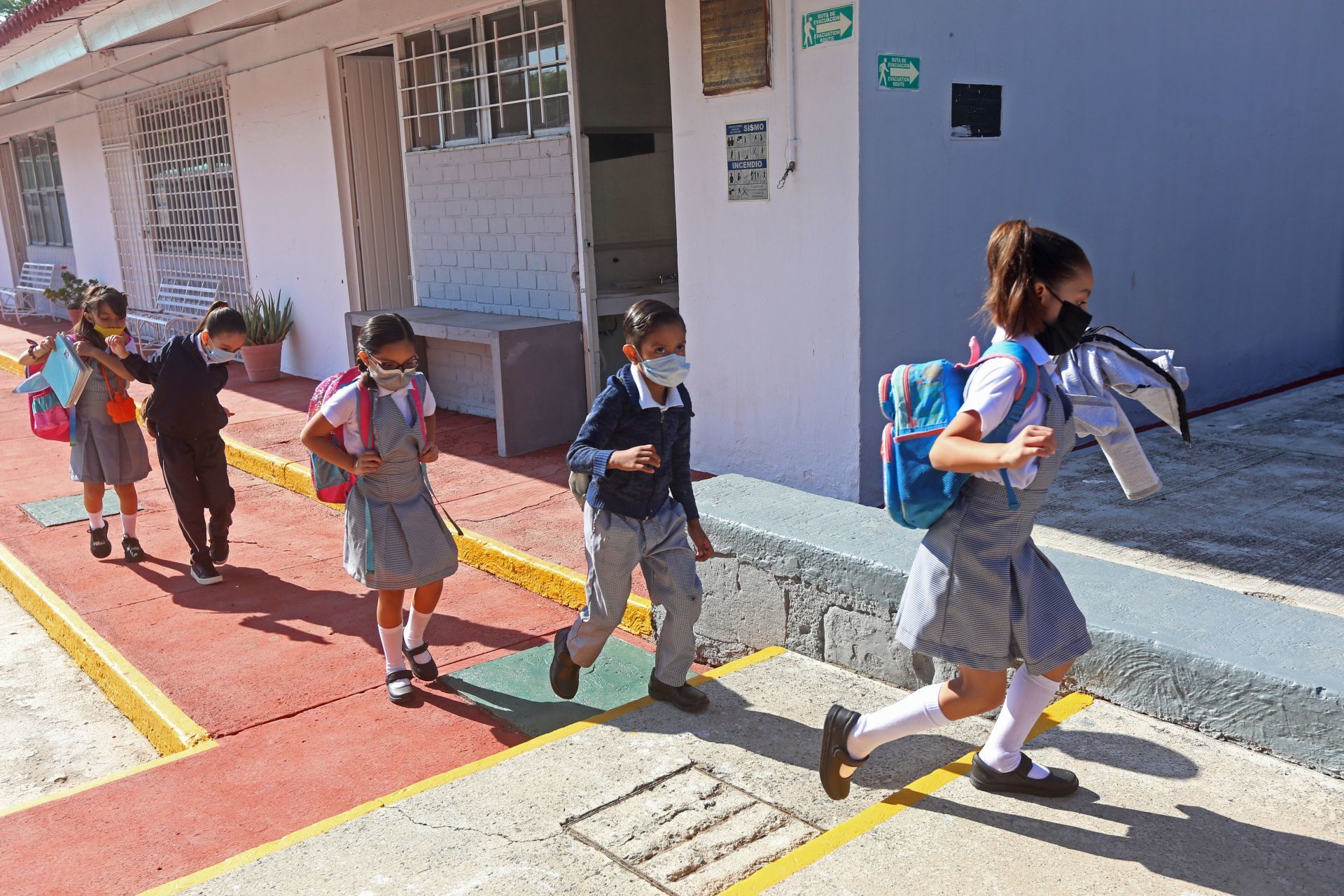 Alistan regreso a clases en CDMX