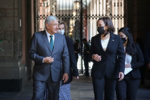 La vicepresidenta de Estados Unidos Kamala Harris visitó al presidente Andrés Manuel López Obrador en Palacio Nacional. 