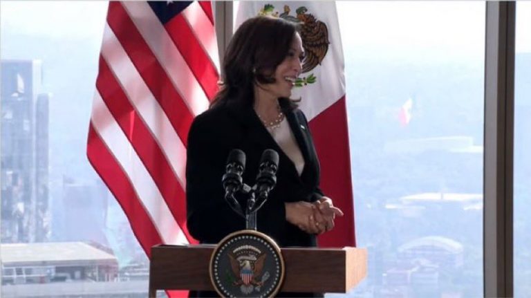 Kamala Harris, vicepresidenta de EU