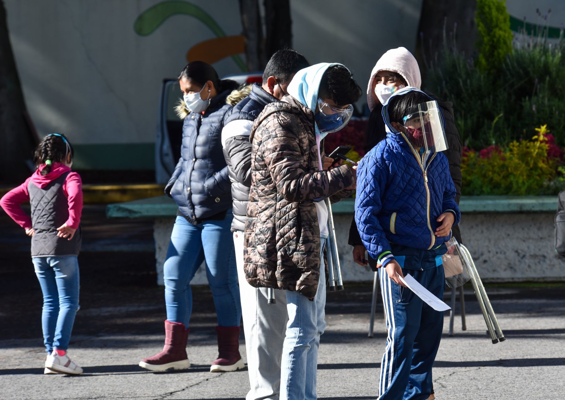 La secretaria de Salud de Ciudad de México Oliva López Arellano reconoció que ha incrementado el número hospitalizaciones de niños por Covid-19.