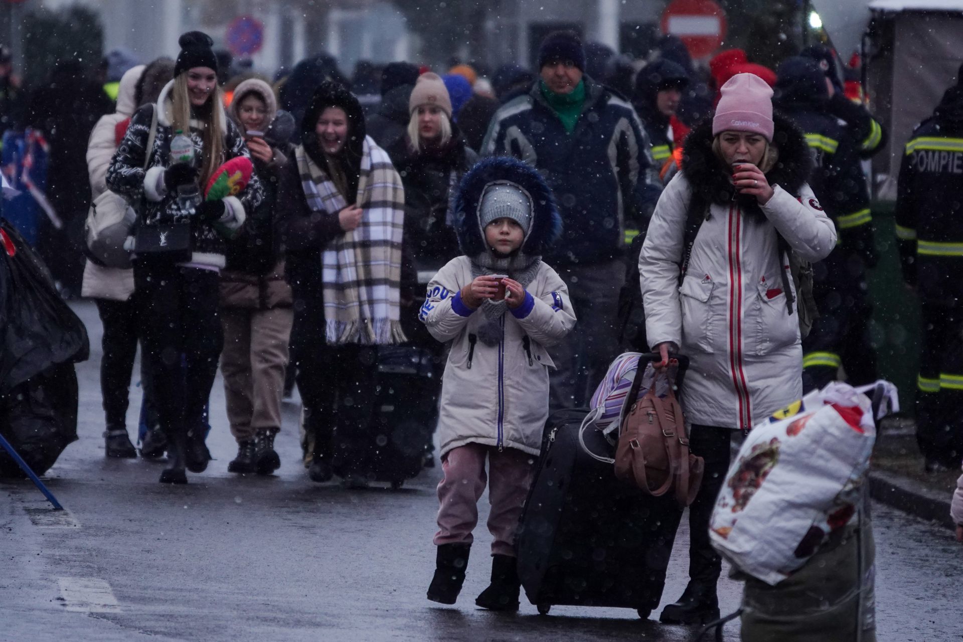 Rusia y Ucrania acordaron un "alto al fuego temporal" con la finalidad de organizar corredores humanitarios