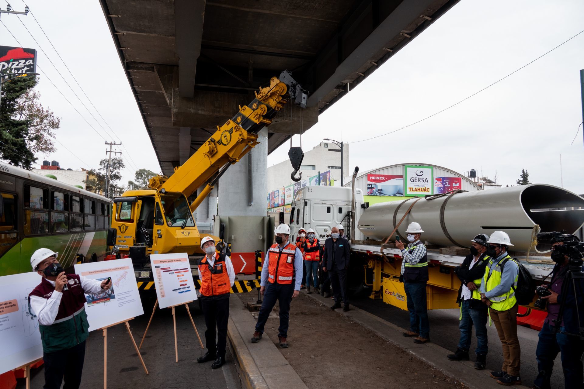 La Secretaria de Obras y Servicios de Ciudad de México inició el reforzamiento de 6.3 kilómetros del tramo elevado de la Línea 12, la cual, fue suspendida el colapso del 3 de mayo.