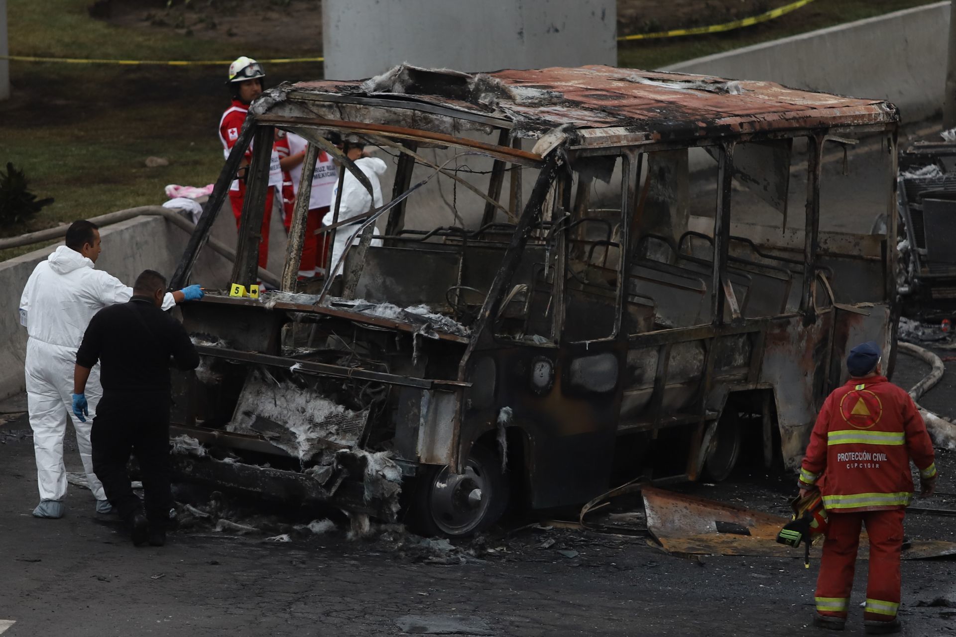 El Gobierno capitalino informó que, hasta el momento, 8 personas han perdido la vida a consecuencia de la explosión de una pipa la tarde de ayer, en el Puente de la Concordia